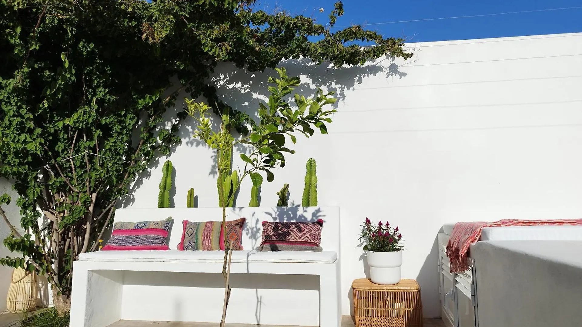 La Alberca Boutique Studio La Linea de la Concepcion 0*,  Spain